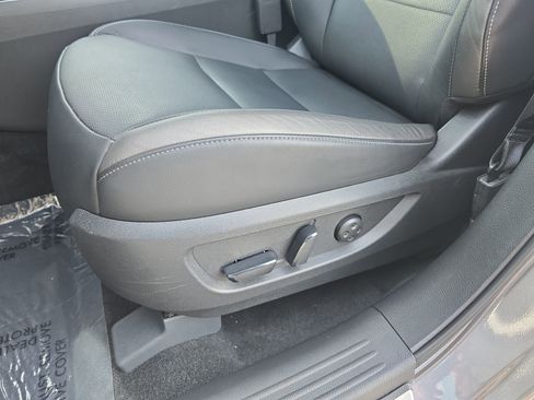 Certified 2025 INFINITI QX50 Luxe image 28