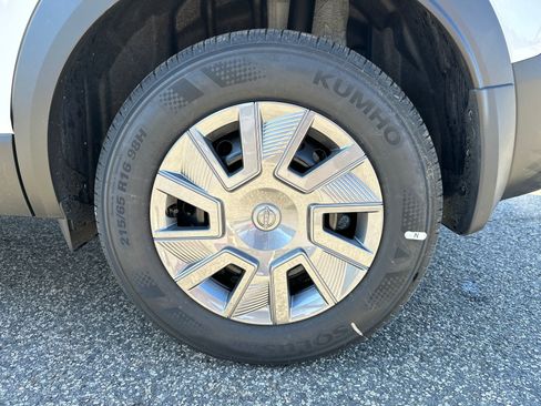 New 2026 Nissan Kicks S FWD image 19