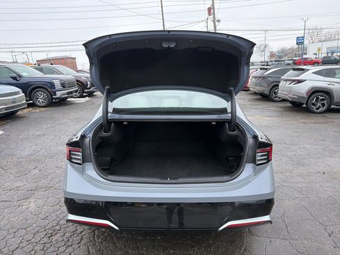 Certified 2024 Hyundai Sonata SEL w/ Convenience Package image 11