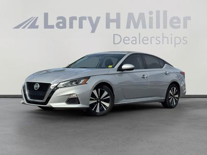 Used 2021 Nissan Altima 2.5 SV