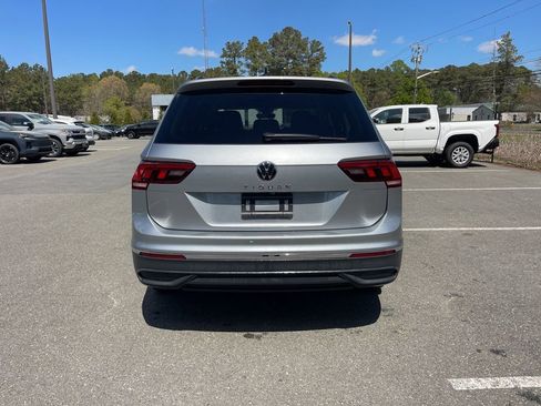 Used 2024 Volkswagen Tiguan S image 6