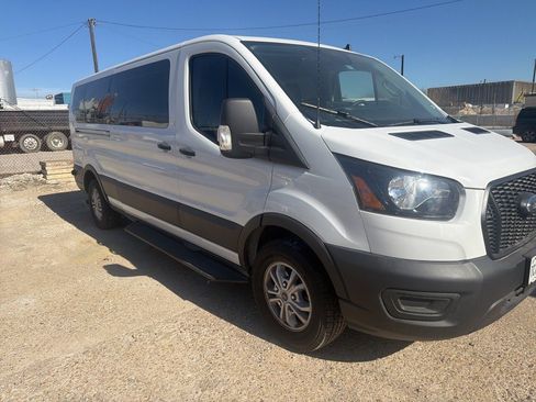 Used 2023 Ford Transit 350 XL image 3