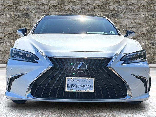 Certified 2025 Lexus ES 350 Ultra Luxury w/ Accessory Package (Z1) FWD image 2