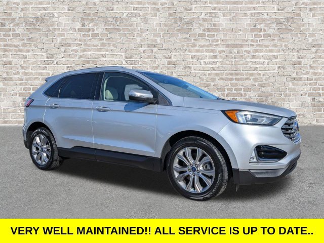 Used 2019 Ford Edge Titanium w/ Class II Trailer Tow Package AWD/4WD image 1