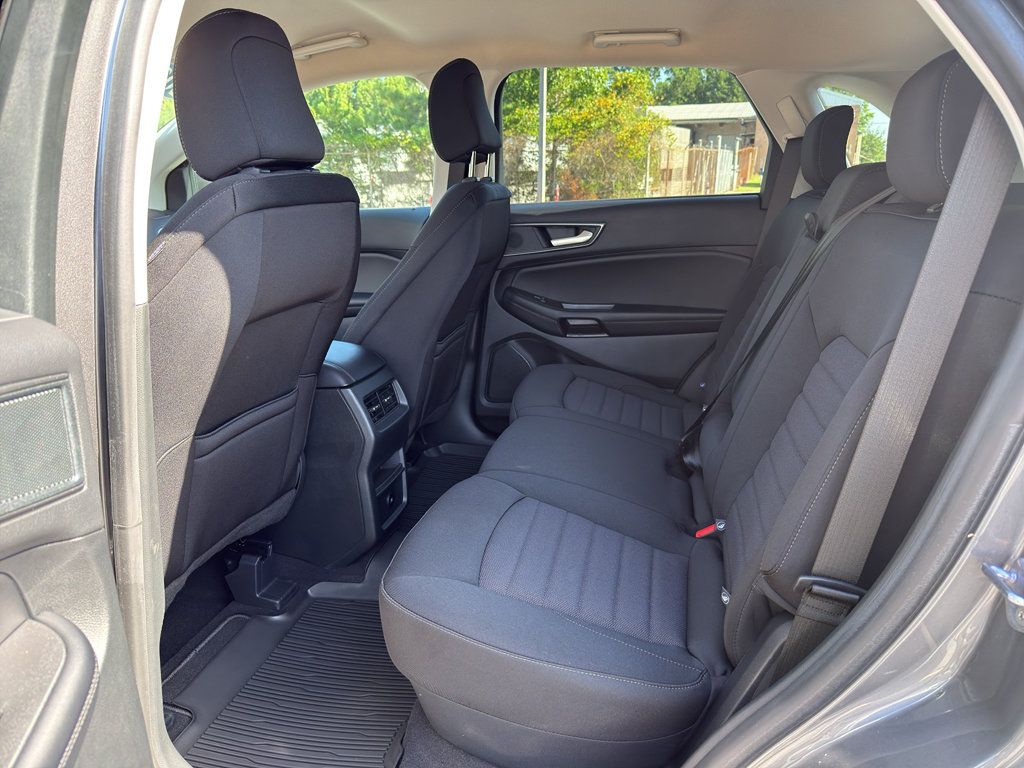 Used 2024 Ford Edge SE AWD/4WD image 12