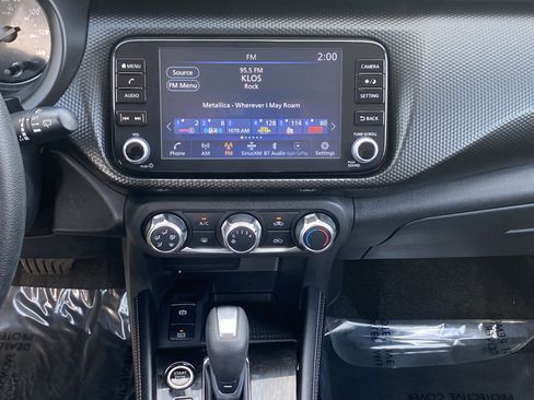 Certified 2024 Nissan Kicks SV image 20