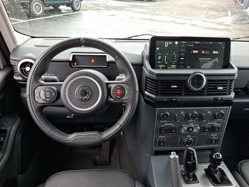 Used 2025 INEOS Grenadier AWD/4WD image 12