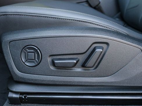 New 2025 Audi Q3 2.0T Premium image 20