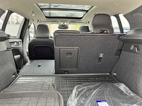 Used 2023 Volvo XC40 B5 Ultimate w/ Protection Package Premier image 28