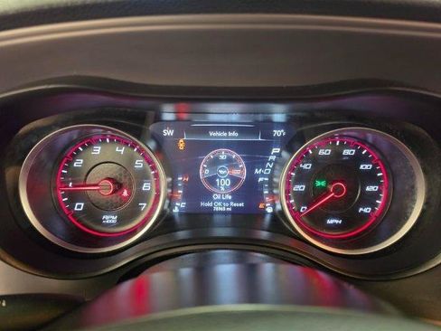 Used 2023 Dodge Charger SXT RWD image 18