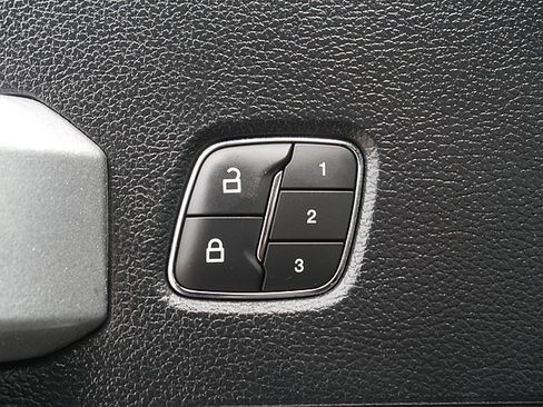 Used 2020 Ford F150 Lariat w/ Equipment Group 502A Luxury image 27