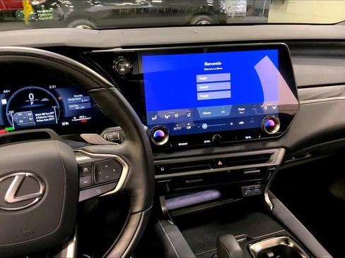 Certified 2025 Lexus RX 450h Luxury image 6