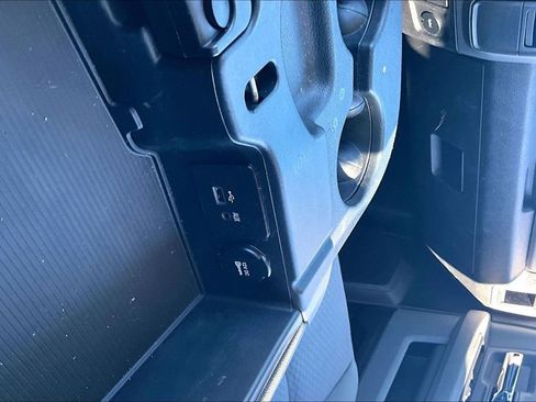 Used 2014 RAM 1500 Express image 16