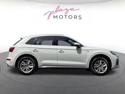 Certified 2023 Audi Q5 2.0T Premium w/ Convenience Package AWD/4WD image 4