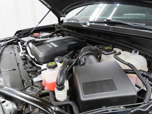 Used 2024 Chevrolet Tahoe LT image 28