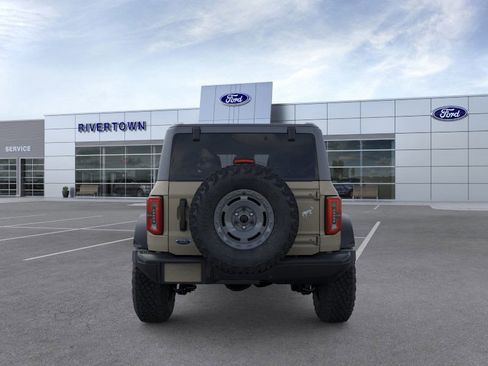 New 2025 Ford Bronco Badlands w/ Sasquatch Package image 30