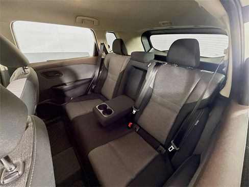 Certified 2021 Nissan Rogue S image 8