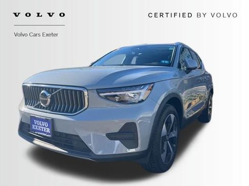 Certified 2025 Volvo XC40 B5 Core w/ Protection Package Premier image 1