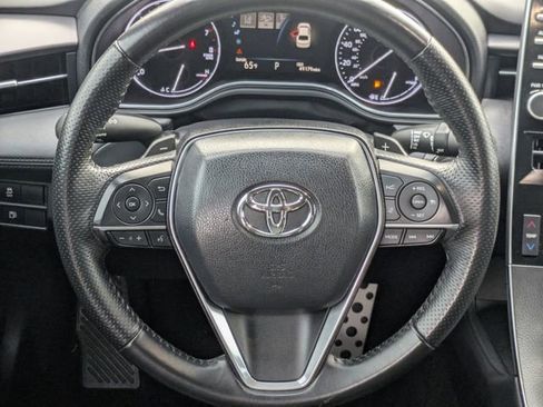 Used 2019 Toyota Avalon XSE image 13