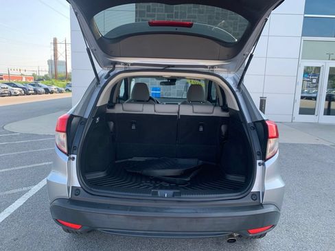 Used 2021 Honda HR-V EX image 25