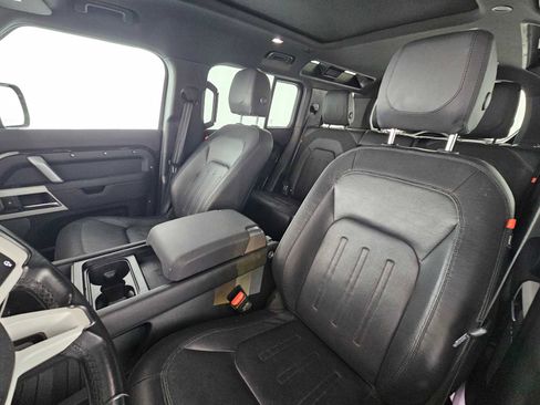 Used 2022 Land Rover Defender 110 X-Dynamic SE AWD/4WD image 21