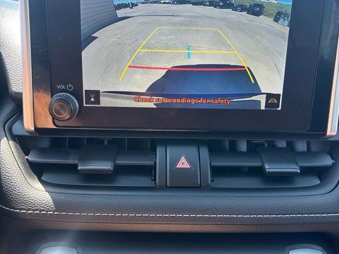 Used 2024 Toyota RAV4 LE AWD/4WD image 18