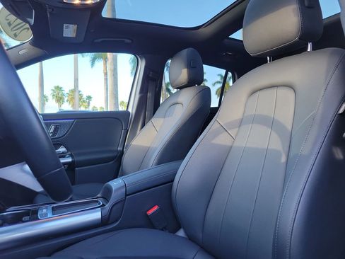 Certified 2025 Mercedes-Benz GLA 250 image 24