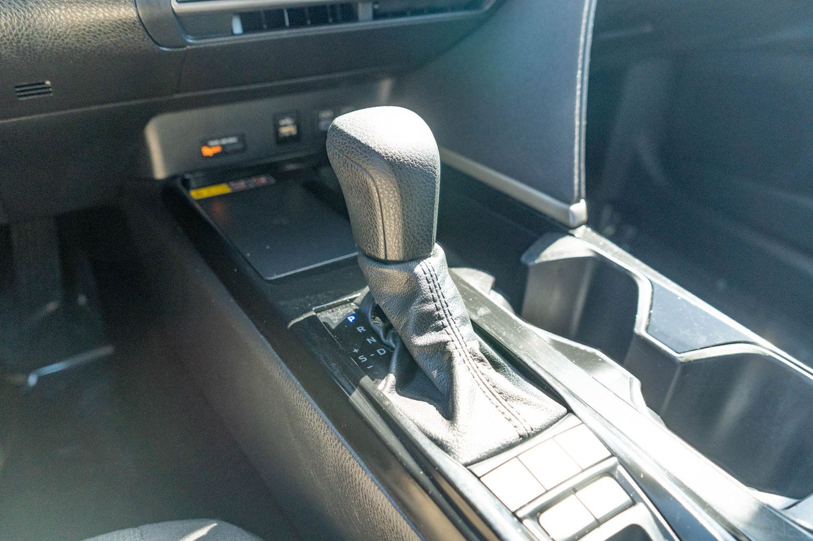 Used 2025 Toyota Camry Hybrid FWD image 23