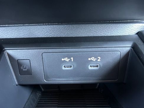 New 2026 Nissan Kicks SR image 6