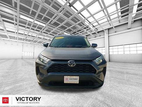 Used 2025 Toyota RAV4 LE image 9