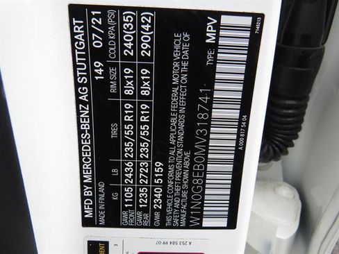 Certified 2021 Mercedes-Benz GLC 300 4MATIC w/ AMG Line image 8