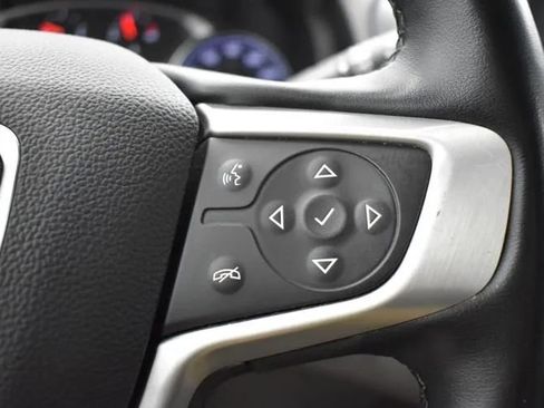 Used 2023 GMC Terrain SLT FWD image 24