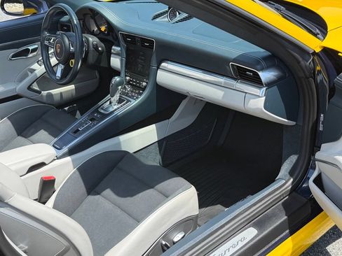 Used 2019 Porsche 911 Carrera RWD image 19