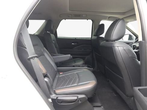 Used 2022 Nissan Pathfinder Platinum w/ Cargo Package FWD image 36