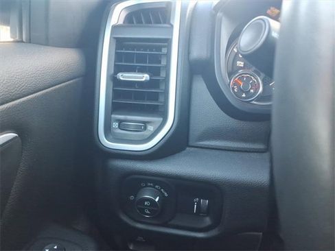 Used 2023 RAM 1500 Big Horn image 25