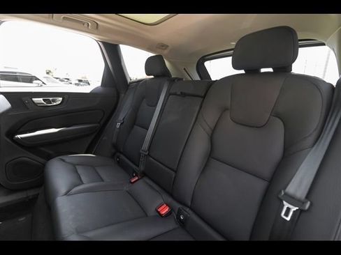 Used 2024 Volvo XC60 B5 Plus AWD/4WD image 30