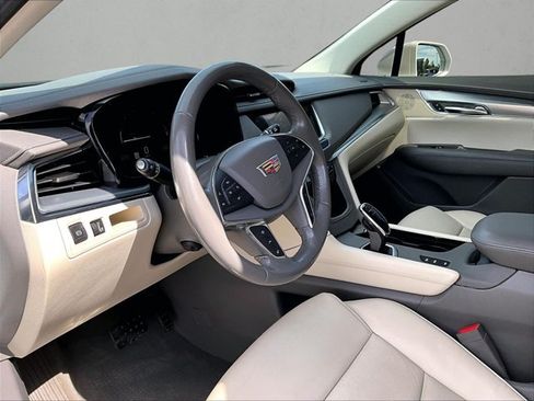 Used 2019 Cadillac XT5 Luxury AWD/4WD image 13