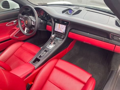 Certified 2019 Porsche 911 Targa 4 GTS image 24