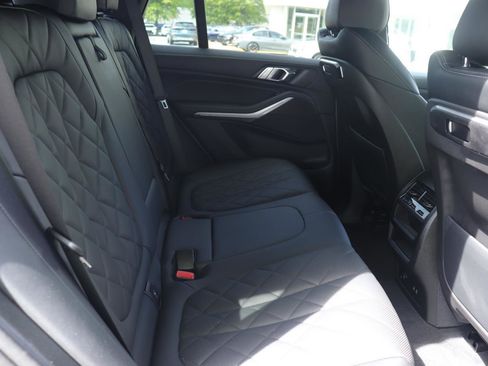 Used 2024 BMW X5 xDrive40i w/ Parking Assistance Package image 22