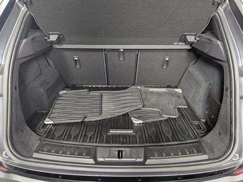 Used 2023 Land Rover Range Rover Evoque R-Dynamic S image 24