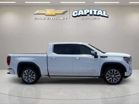Used 2024 GMC Sierra 1500 Denali AWD/4WD image 7
