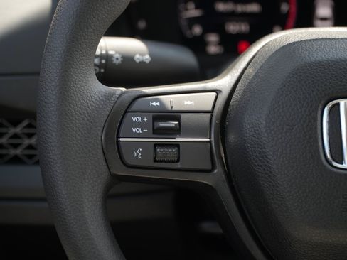 Used 2026 Honda Accord SE image 23