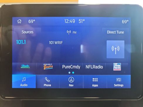 Used 2023 Ford Explorer XLT w/ Equipment Group 202A AWD/4WD image 25