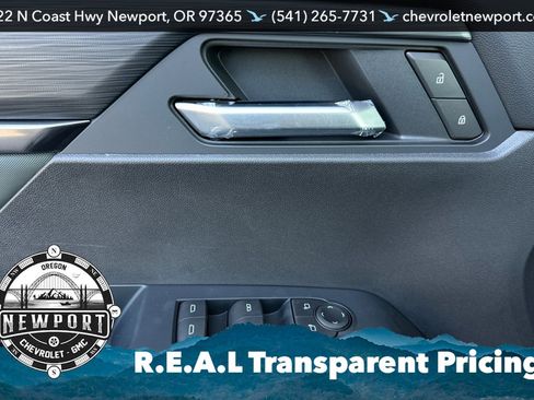 New 2026 GMC Acadia AT4 w/ LPO, Floor Liner Package AWD/4WD image 8