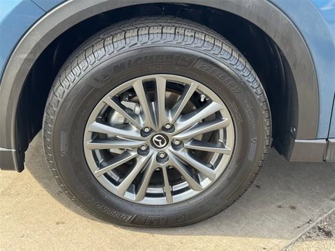 Used 2017 MAZDA CX-5 Touring w/ Preferred Equipment Package image 10