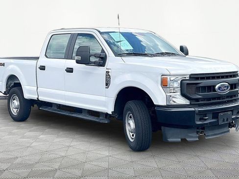 Used 2020 Ford F250 XL w/ Power Equipment Group AWD/4WD image 3