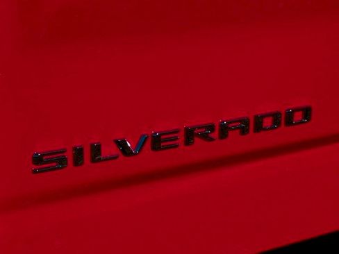 New 2026 Chevrolet Silverado 1500 Custom Trail Boss w/ LPO, Dark Essentials Package AWD/4WD image 29