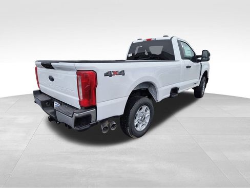 New 2025 Ford F250 XLT image 12