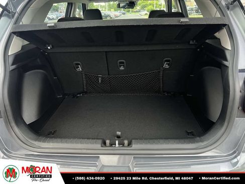 Used 2023 Hyundai Venue SEL FWD image 12