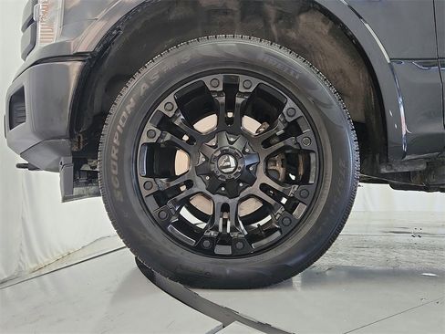 Used 2020 Ford F150 Lariat w/ Equipment Group 502A Luxury image 42